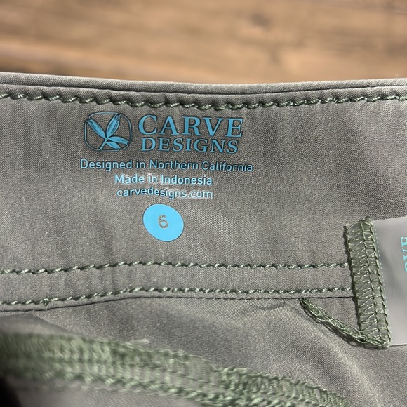 CARVE Designs Board Shorts - Women’s 6 - Picture 5 of 7
